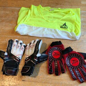 Soccer - 1 GK Sportout Goalie Gloves, 1 Score Goalie Gloves, 1 Mesh Penny